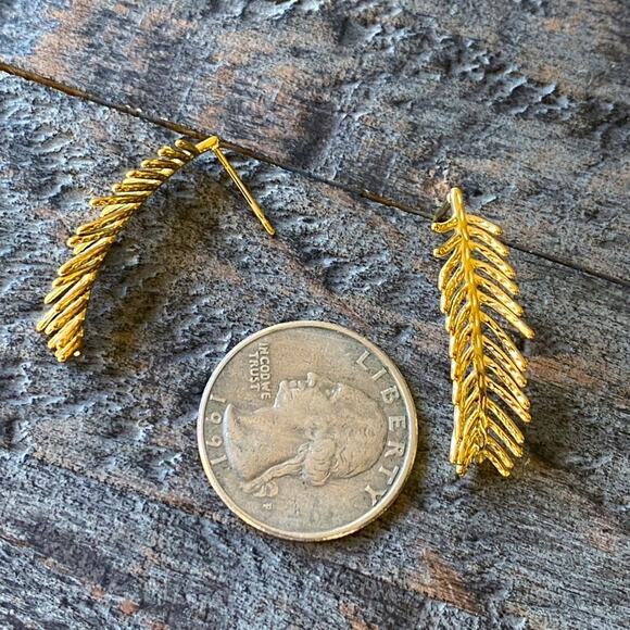 NEW Golden Fern Leaf Earrings - Picture 12 of 12
